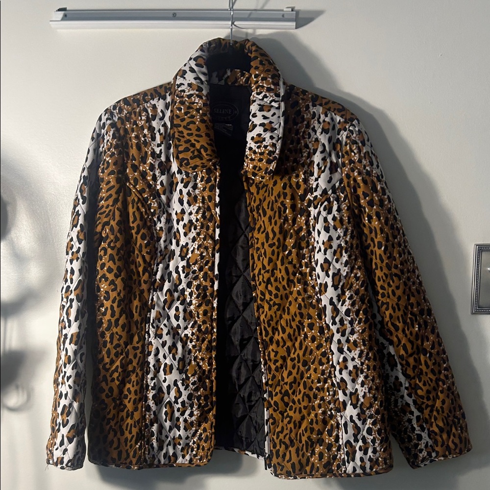 Stylish Animal Print Puffer Jacket